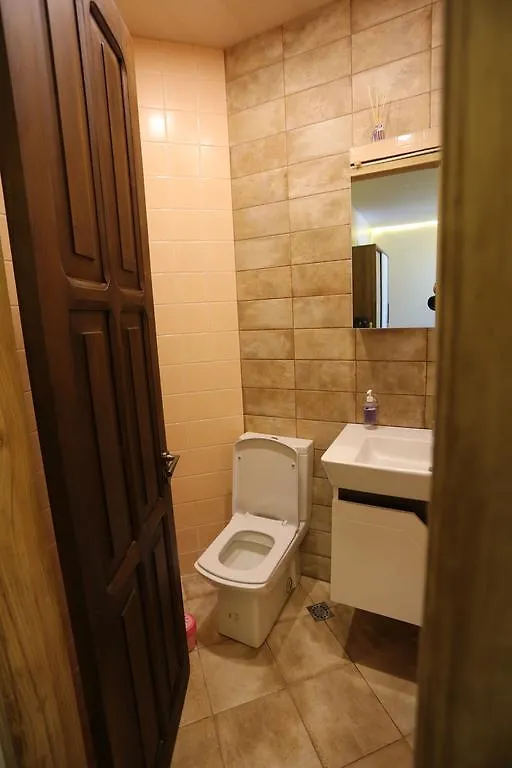 Rustaveli 61 Apartment Batumi 0*,